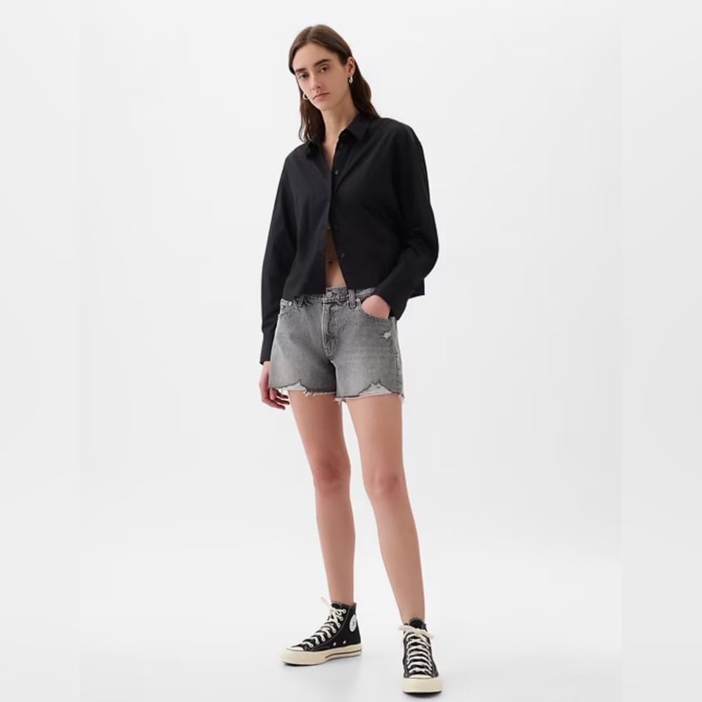 GAP Low Rise Stride Denim Shorts